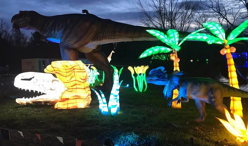 LuminoCity Festival Holiday Lights at Roer's Zoofari