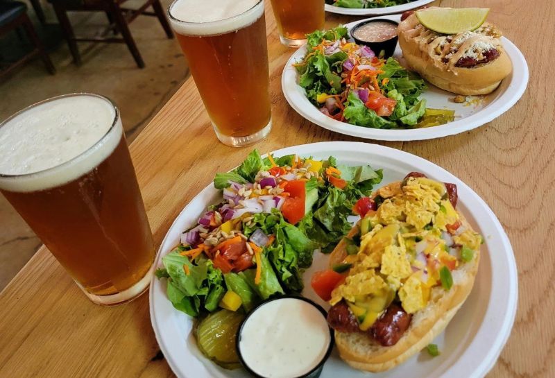 beer and salad served at Verde Brewing Company 