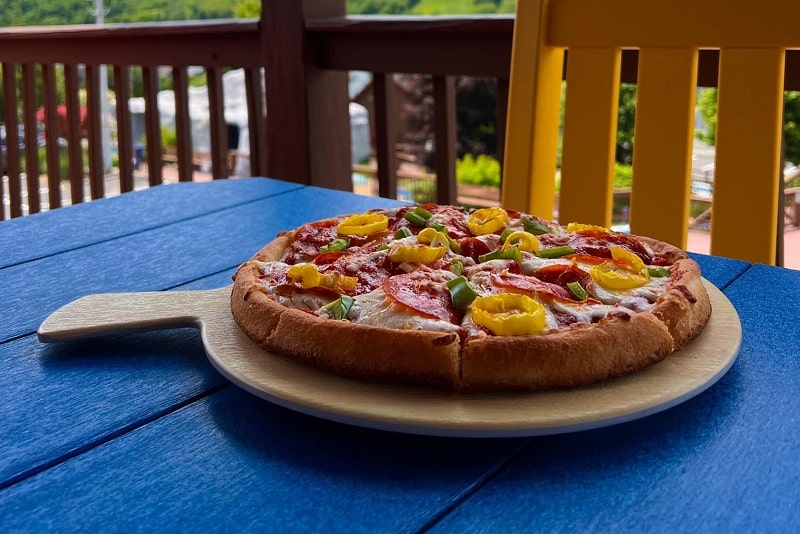 19 Places to Eat in Deep Creek MD (+ Best Lake Views) - Our Kids