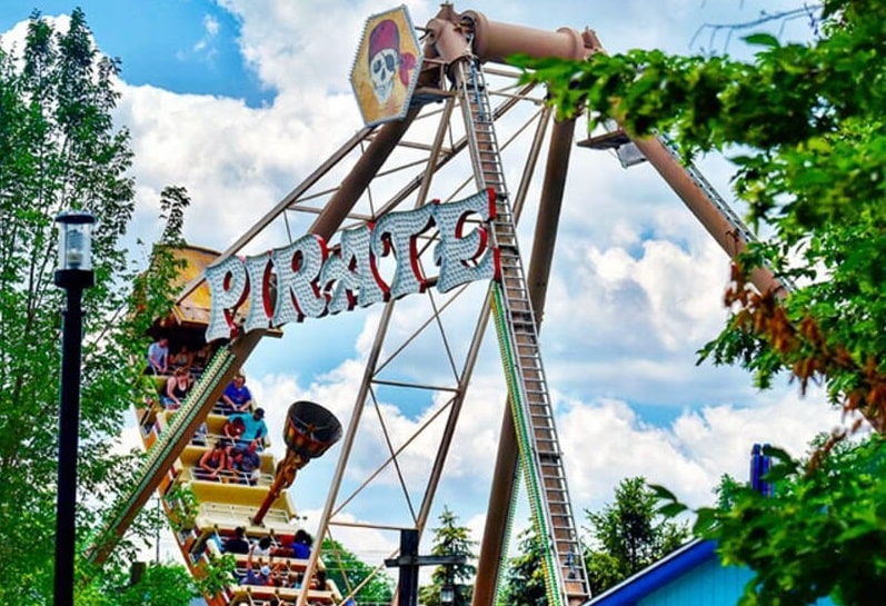 Our Top 3 FAVORITE Amusement Parks Near Philadelphia for Kids!! 🎢🎡🎠