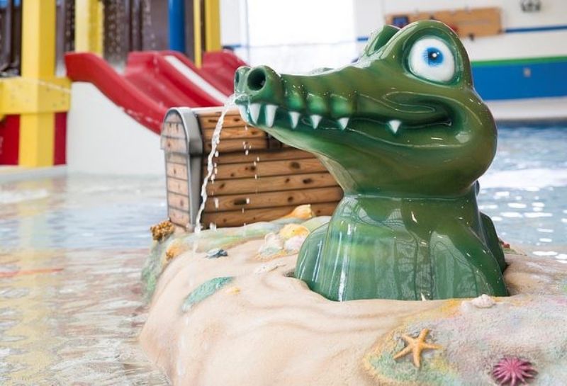 crocodile kids' attraction at Rollingcrest-Chillum Splash Pool