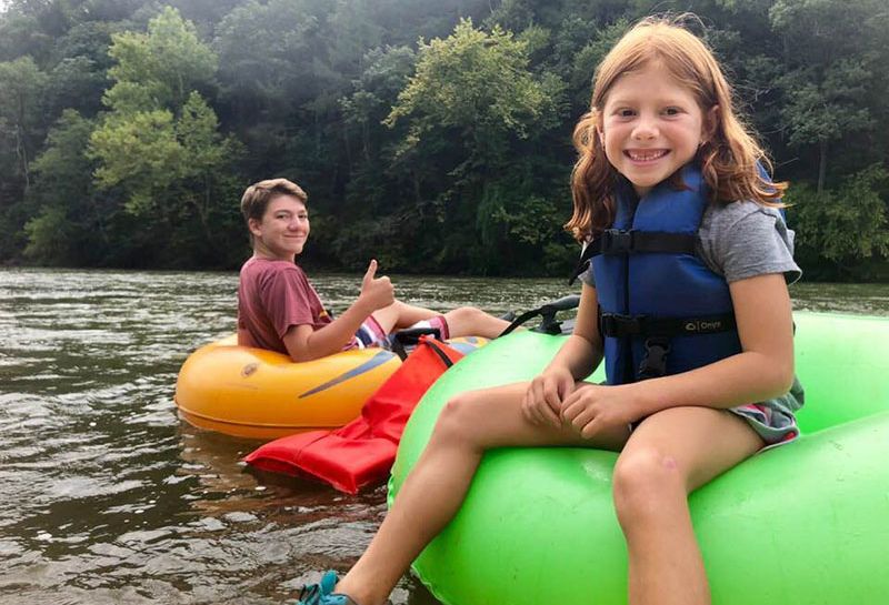 Kids tubing the Shenandoah river